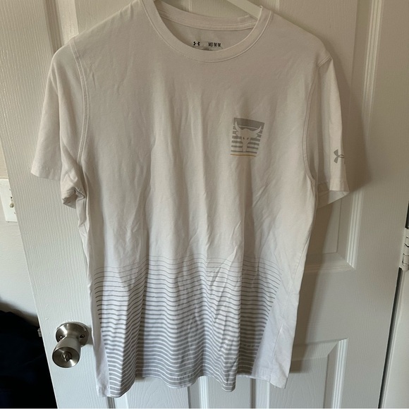 Under Armour Other - White Under Armour T-Shirt